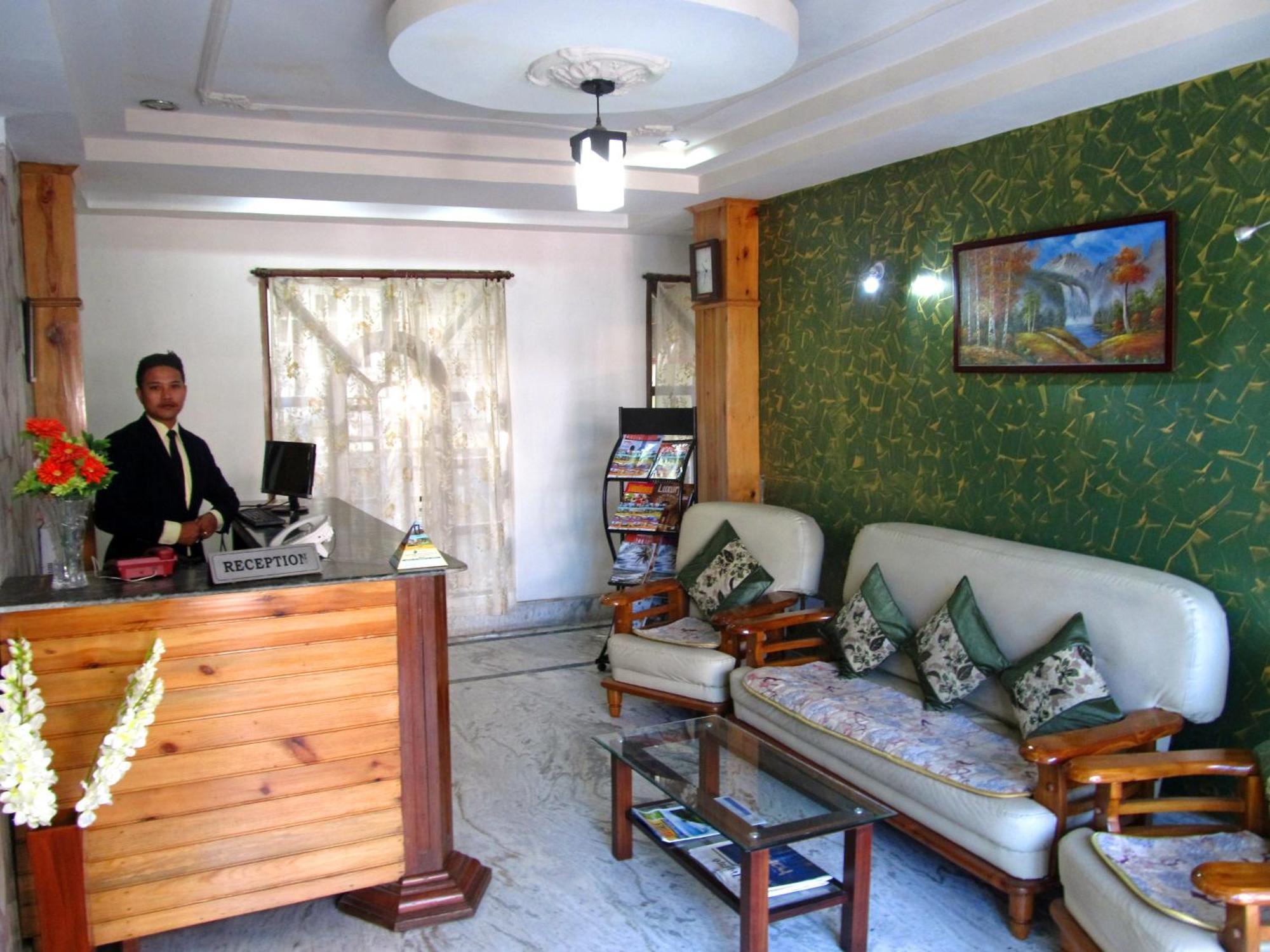 Hotel Alpine Crest กังต็อก ภายนอก รูปภาพ